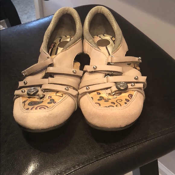 Adorable!  blush/pink suede& leather cutouts - Picture 8 of 8